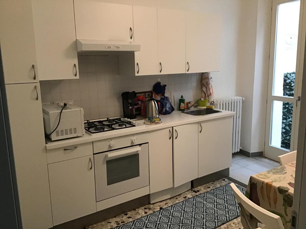 A Due Passi Da Giulietta-Casa Montecchi Βερόνα Εξωτερικό φωτογραφία