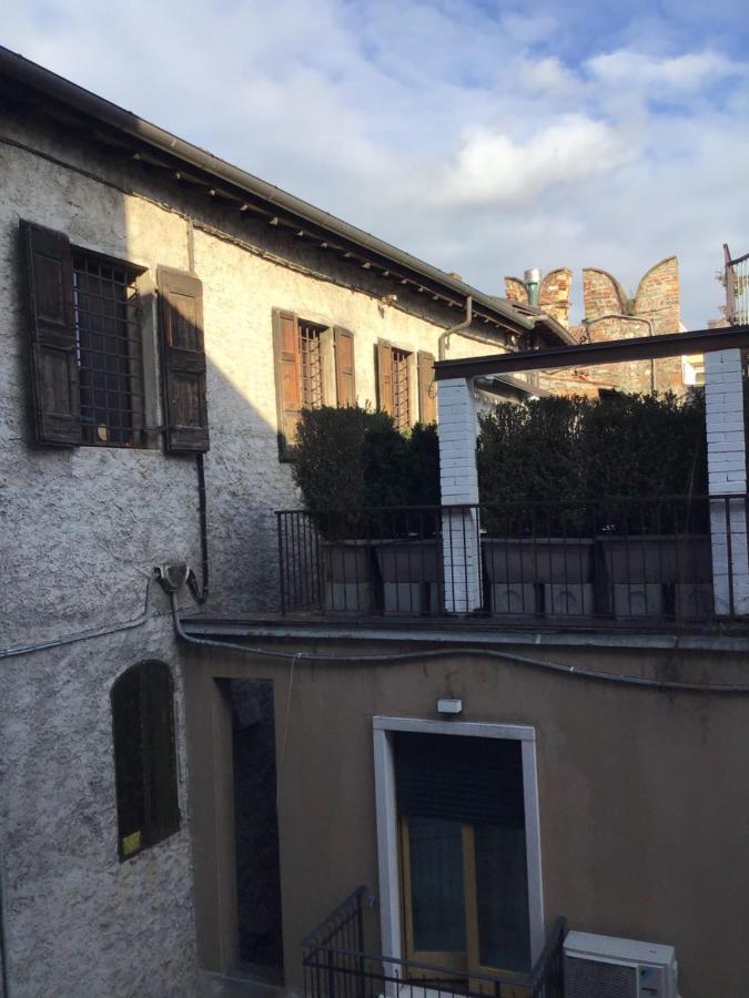 A Due Passi Da Giulietta-Casa Montecchi Βερόνα Εξωτερικό φωτογραφία